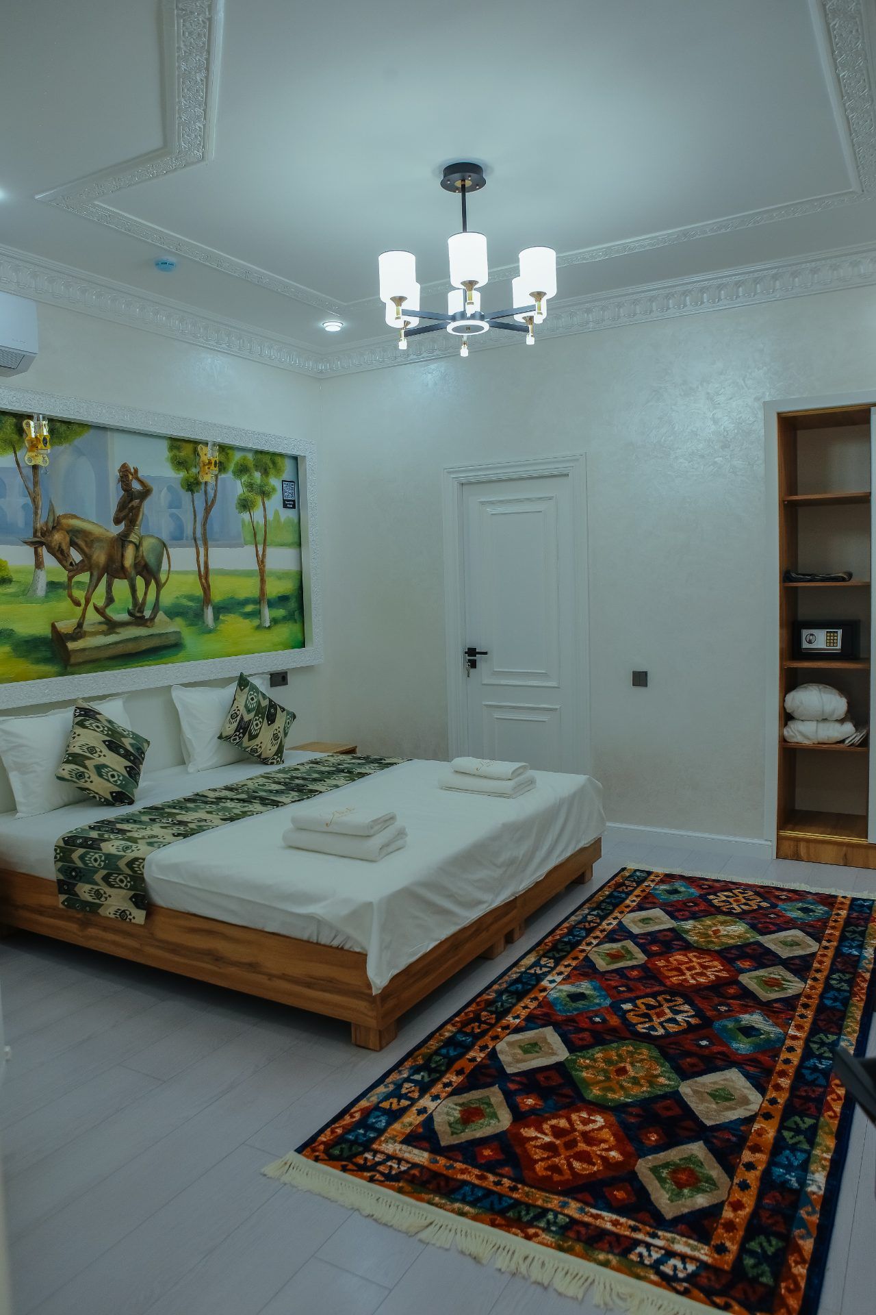 Люкс с 1 спальней — Aida Hotel Buxoro